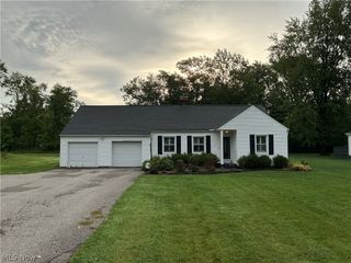 3653 Brainard Road, Woodmere, OH 44122
