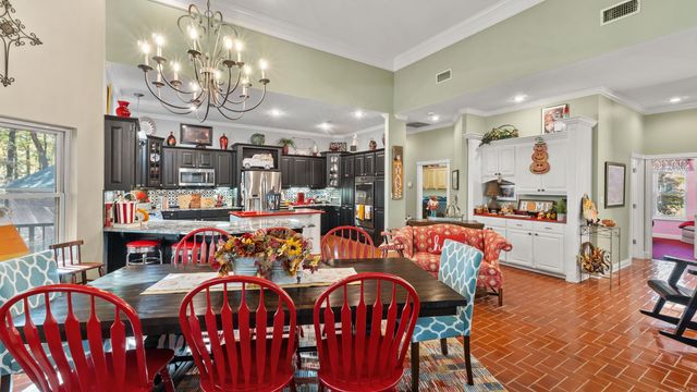 6516 Wuthering Heights Lane, Texarkana, AR 71854