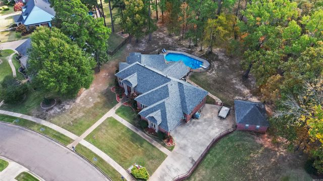 6516 Wuthering Heights Lane, Texarkana, AR 71854