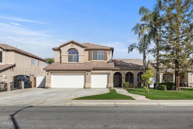 10804 Eagle Vista Drive, Bakersfield, CA 93311
