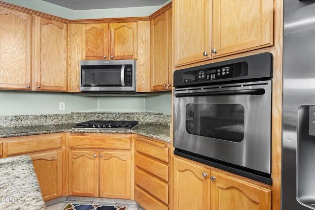 10804 Eagle Vista Drive, Bakersfield, CA 93311