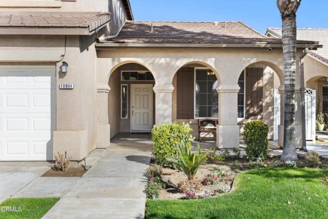 10804 Eagle Vista Drive, Bakersfield, CA 93311