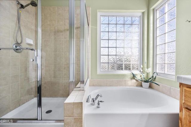 10804 Eagle Vista Drive, Bakersfield, CA 93311