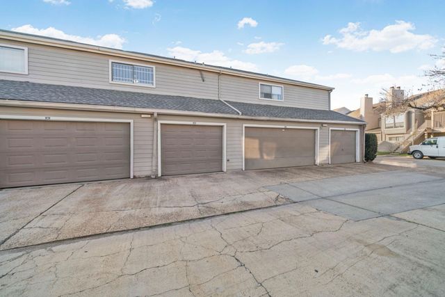 6701 Sands Point Drive 82, Houston, TX 77074