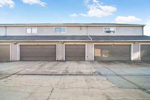 6701 Sands Point Drive 82, Houston, TX 77074