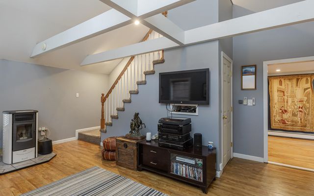 269 Branch Road, Roxbury, NH 03431