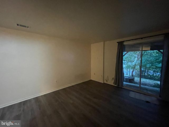 5931 SIR CAMBRIDGE WAY, Alexandria, VA 22315