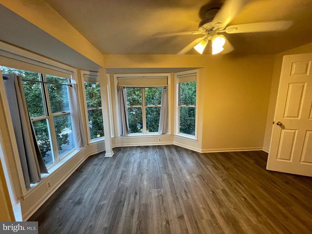 5931 SIR CAMBRIDGE WAY, Alexandria, VA 22315