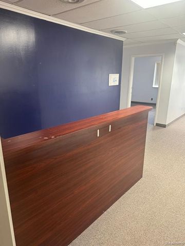 18451 W 12 Mile Road, Lathrup Village, MI 48076