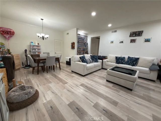 13214 Moorpark Street 108, Sherman Oaks, CA 91423