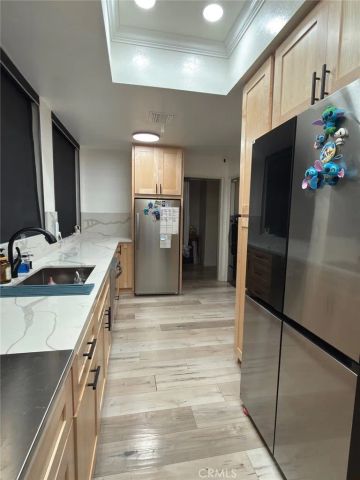 13214 Moorpark Street 108, Sherman Oaks, CA 91423