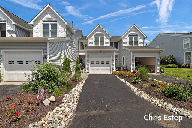 941 W Savidge Street, Spring Lake, MI 49456