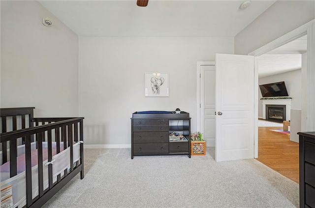 3240 Conservancy DR, Chesapeake, VA 23323