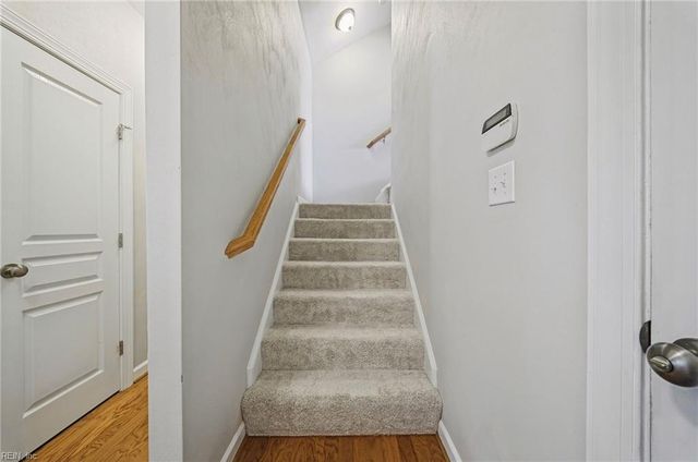 3240 Conservancy DR, Chesapeake, VA 23323