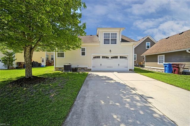3240 Conservancy DR, Chesapeake, VA 23323