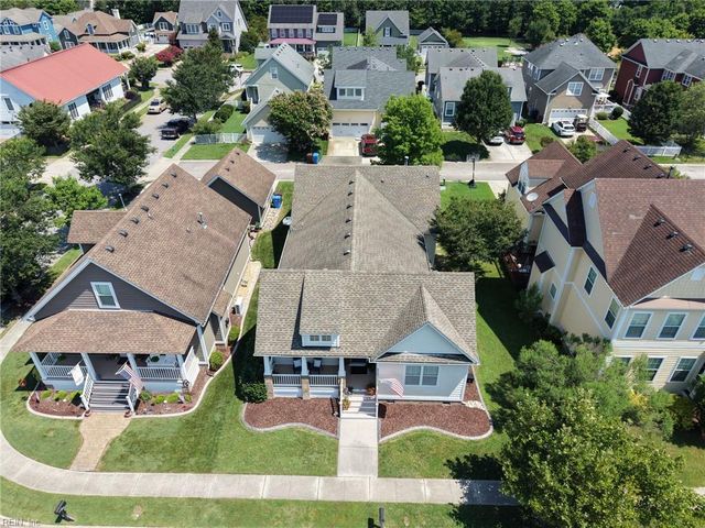 3240 Conservancy DR, Chesapeake, VA 23323