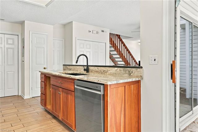 4608 Georgetown PL, Virginia Beach, VA 23455