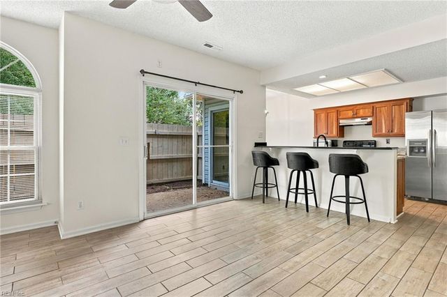 4608 Georgetown PL, Virginia Beach, VA 23455