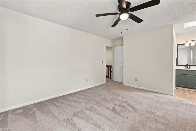 4608 Georgetown PL, Virginia Beach, VA 23455