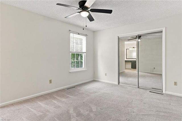 4608 Georgetown PL, Virginia Beach, VA 23455