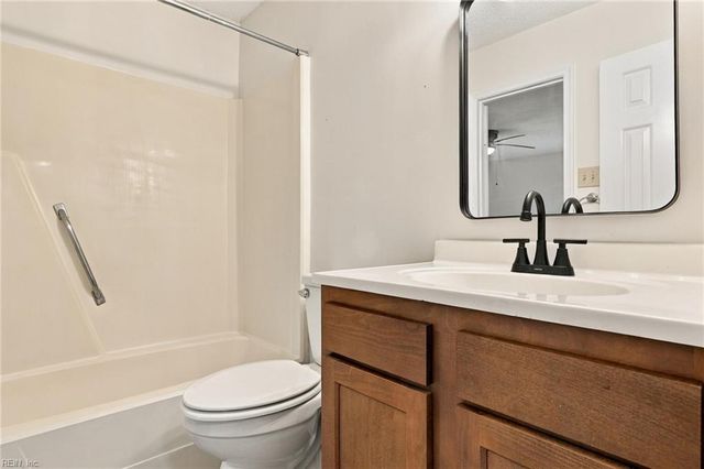 4608 Georgetown PL, Virginia Beach, VA 23455