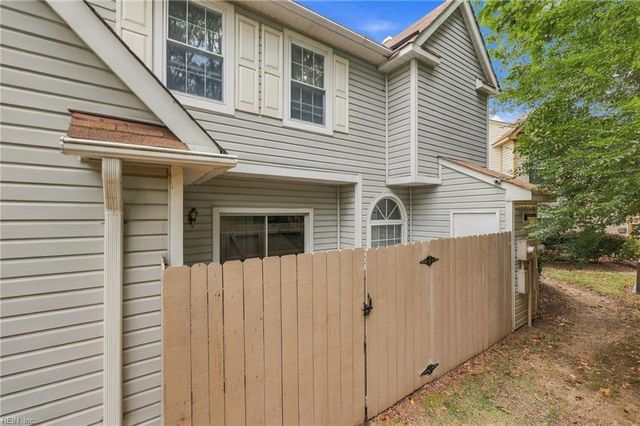 4608 Georgetown PL, Virginia Beach, VA 23455