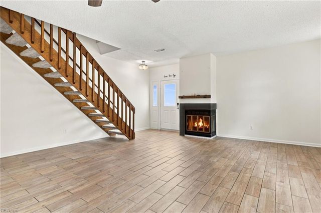 4608 Georgetown PL, Virginia Beach, VA 23455