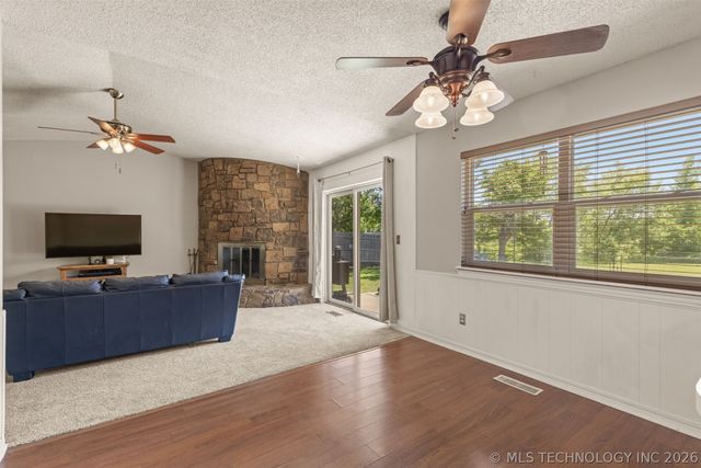 12002 E 39th Street, Tulsa, OK 74146