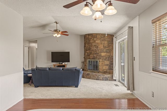 12002 E 39th Street, Tulsa, OK 74146