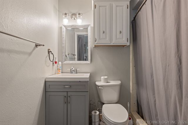 12002 E 39th Street, Tulsa, OK 74146
