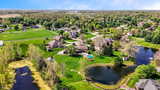 1692 E Casey Lane, Greenfield, IN 46140