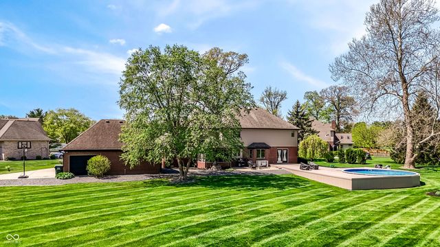 1692 E Casey Lane, Greenfield, IN 46140