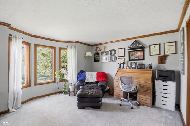 1692 E Casey Lane, Greenfield, IN 46140