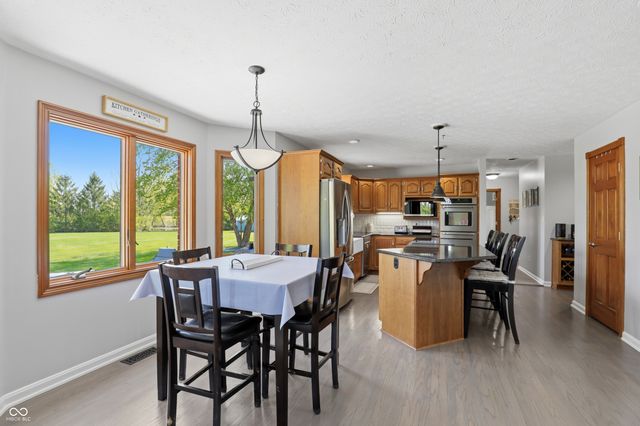 1692 E Casey Lane, Greenfield, IN 46140