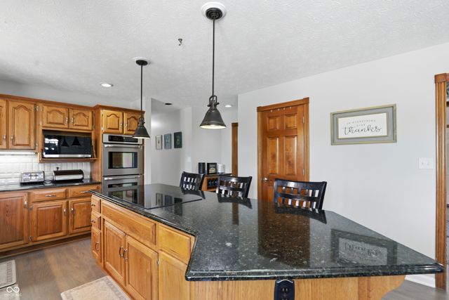 1692 E Casey Lane, Greenfield, IN 46140