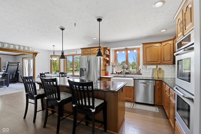 1692 E Casey Lane, Greenfield, IN 46140