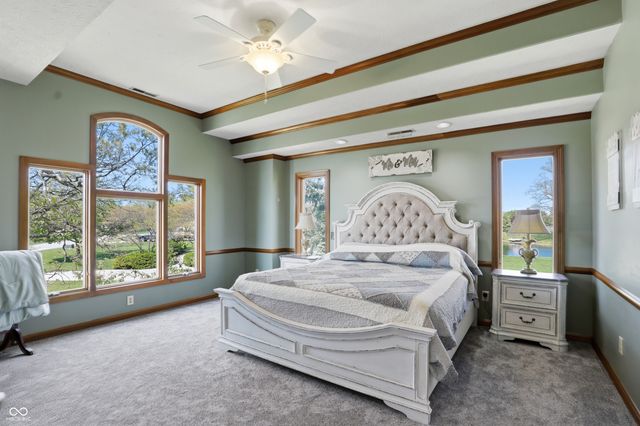 1692 E Casey Lane, Greenfield, IN 46140