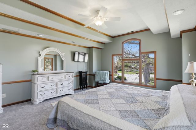 1692 E Casey Lane, Greenfield, IN 46140