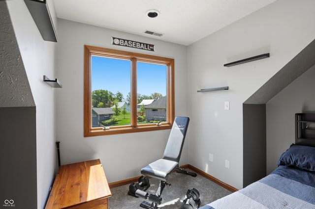 1692 E Casey Lane, Greenfield, IN 46140