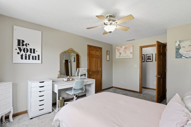 1692 E Casey Lane, Greenfield, IN 46140