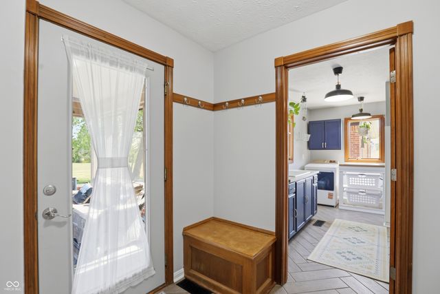 1692 E Casey Lane, Greenfield, IN 46140