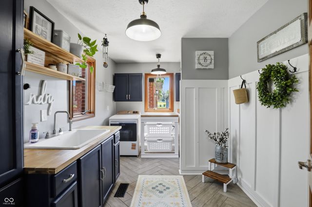 1692 E Casey Lane, Greenfield, IN 46140