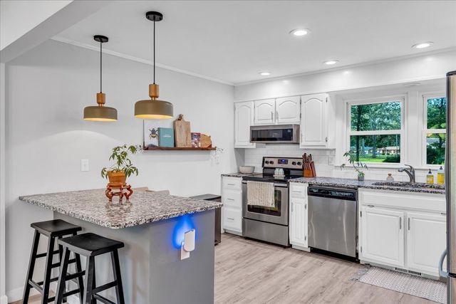 1005 Keylon St, Manchester, TN 37355