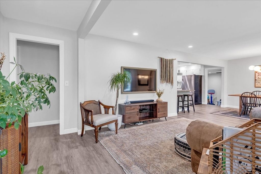 1005 Keylon St, Manchester, TN 37355