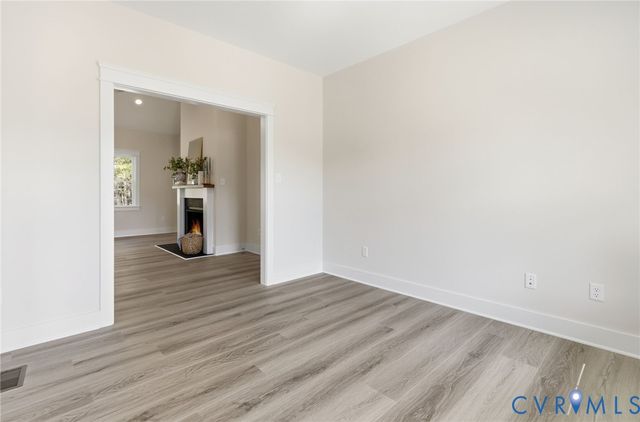 36 Anna Coves Blvd, Mineral, VA 23117