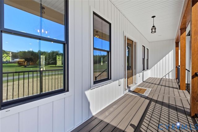 36 Anna Coves Blvd, Mineral, VA 23117