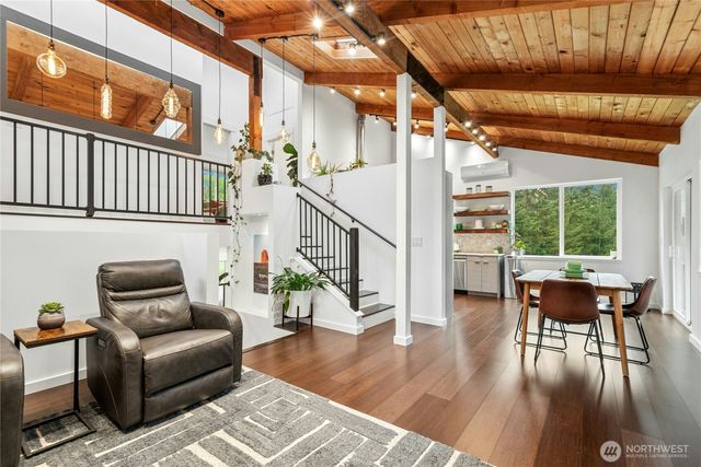 1527 Newberg Road, Snohomish, WA 98290