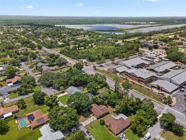 86 SPUR ROAD, Debary, FL 32713
