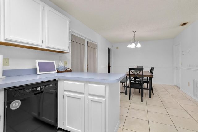 86 SPUR ROAD, Debary, FL 32713