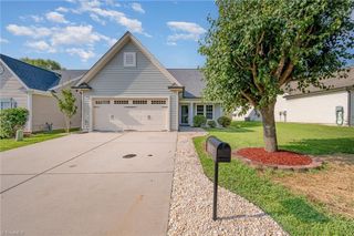 5768 Misty Hill Circle, Clemmons, NC 27012